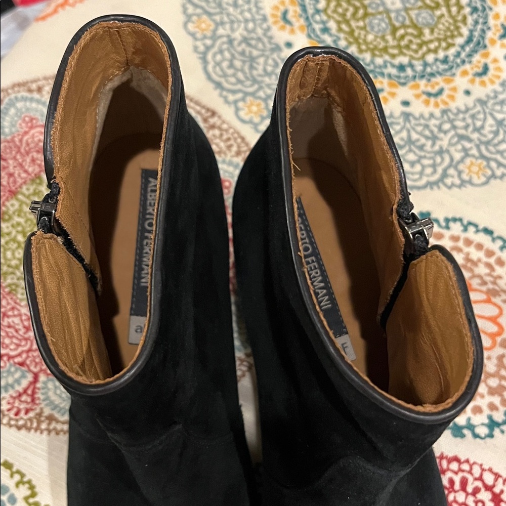 Alberto Fermani Black Suede Ankle Boots size 38 (7.5/8 US) women’s - Picture 3 of 12